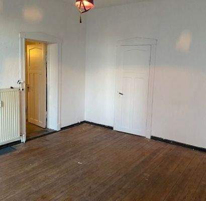 Beispiel: Zimmer mit Balkon Bild 2 EG