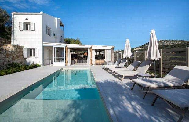 Villa for sale in Almirida Villa for sale in Almirida 40.jpg