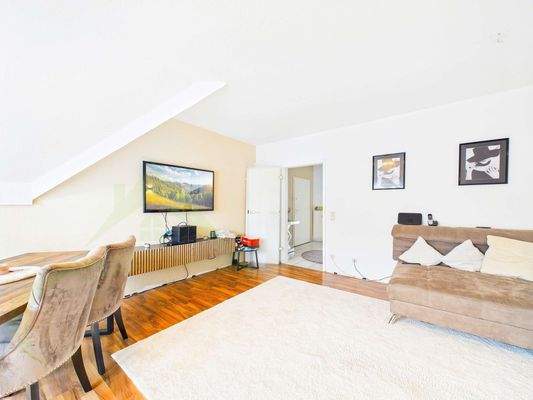 Wohn und Essbereich 2