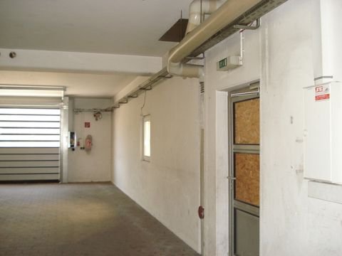 Schorndorf Halle, Schorndorf Hallenfläche