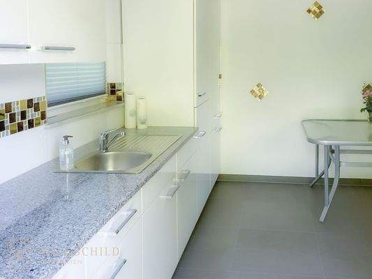 Innenbereich / Hütte Funktional ausgestatteter Innenbereich – ideal für Aufenthalte und entspannte Tage vor Ort