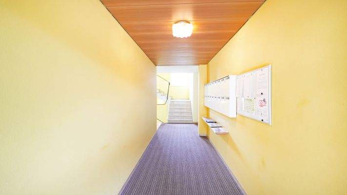 Treppenhaus - Eingangsbereich