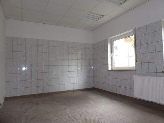 Lager/Sozialraum/Büro