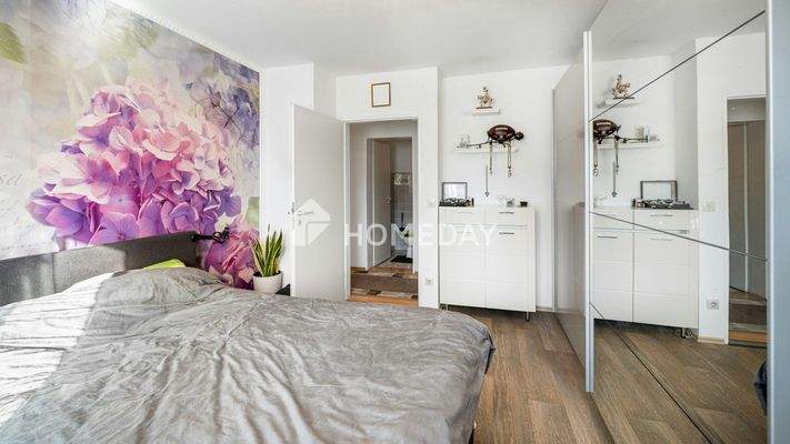 1. OG Schlafzimmer 2