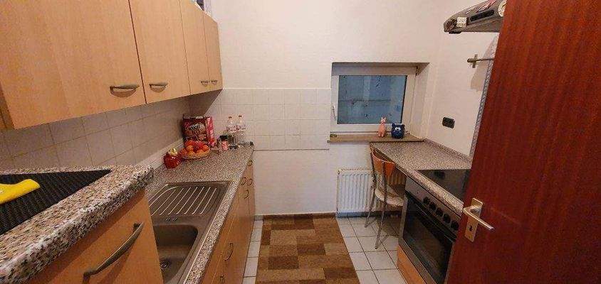 Küche mit EBK Bild 1.jpg