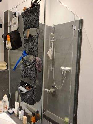 Dusche imMasterbad.jpg