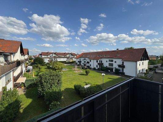 Aussicht Balkon Küche & Schlafzi.