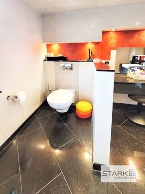 OG Badezimmer WC.jpg