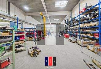 Halle Innenansicht 1