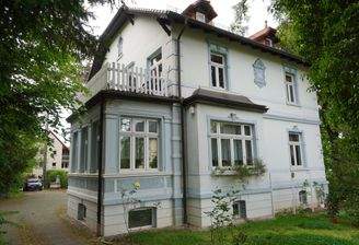 Idyllisch und umgeben von viel Grün