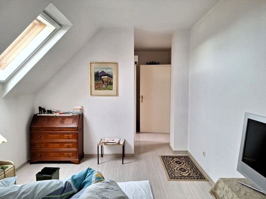 DG Schlafzimmer zum SR