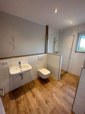 Gästebad mit Dusche