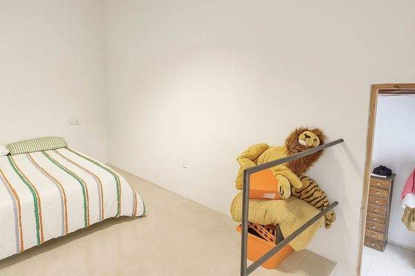 Erstes Doppelschlafzimmer im Erdgeschoss