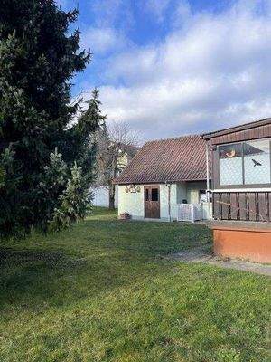 Wunderschöner Gartenblick mit Gerätehaus