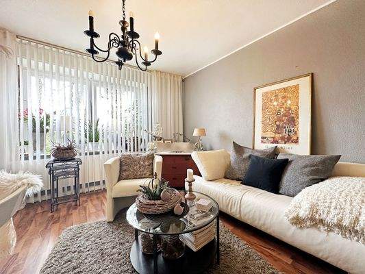 Wohnzimmer (Erdgeschosswohnung)