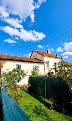 Immobilienperle Veronika Löffler - Rückansicht / Garten