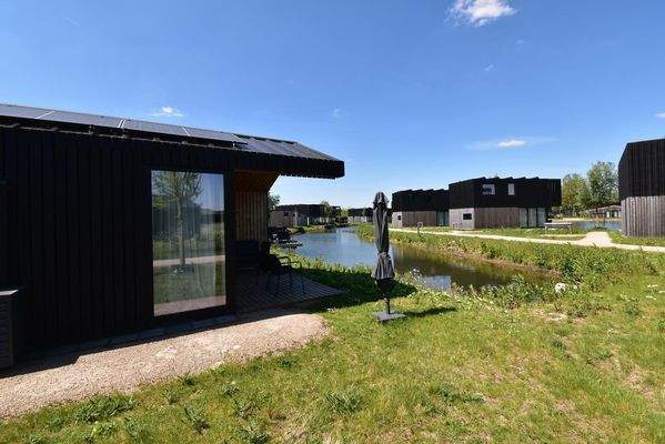 Ferienhaus-zu-verkaufen-Lakeside-Resort-Brielle002