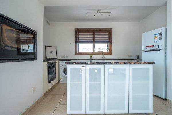 715969-penthouse-for-sale-in-kato-paphos-universal
