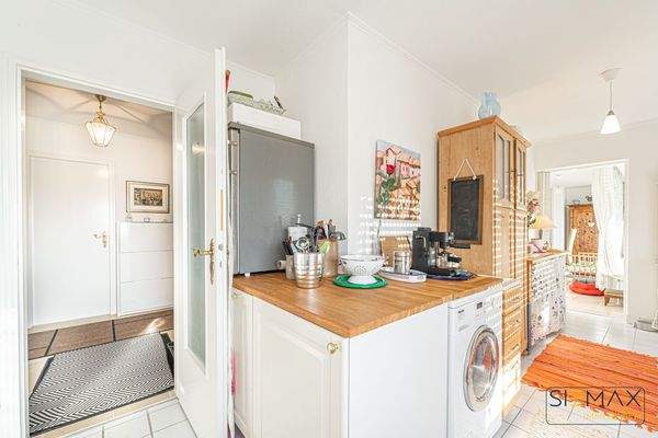 Mit Waschmaschinen Anschluß