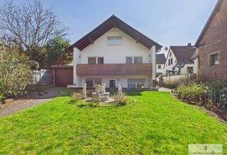Rückansicht mit Gartenblick