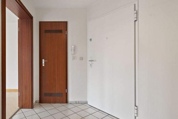 Wohnungseingang + Abstellkammer