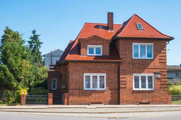 straßenseitige Ansicht 1201873.jpg