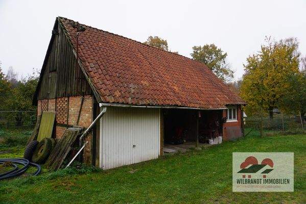 Werkstattgebäude mit Garage