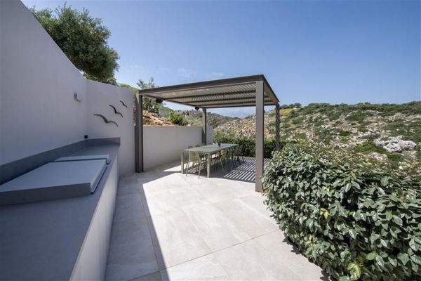 Kreta, Kokkino Chorio: Traumvilla mit makelloser Aussicht mit einer privaten Bucht zu verkaufen