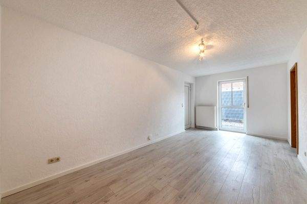 Granny apartment: Living and dining room