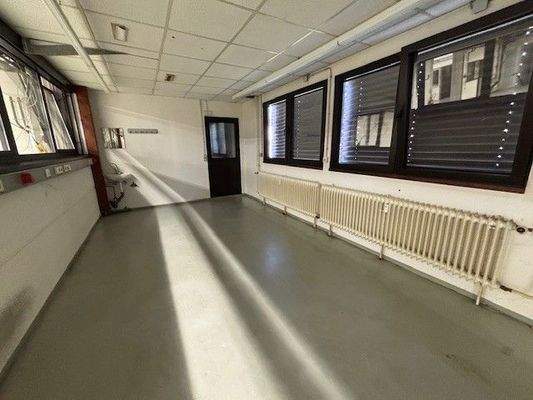 Halle 2 Büro