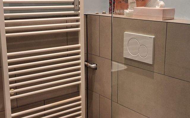 Zimmer mieten in Karlsruhe WG Zimmer auf Zeit Bad 4.jpeg