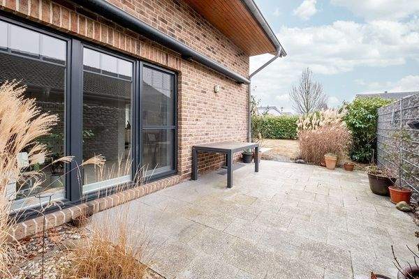 Terrasse seitlich - Richtung Süd-West