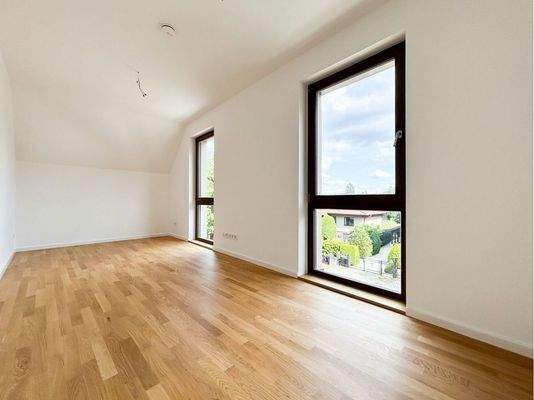 Büro Gäste Kind 2.OG