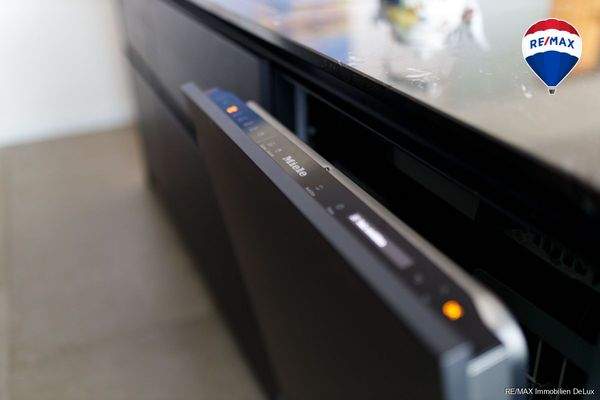 RE/MAX Immobilien DeLux