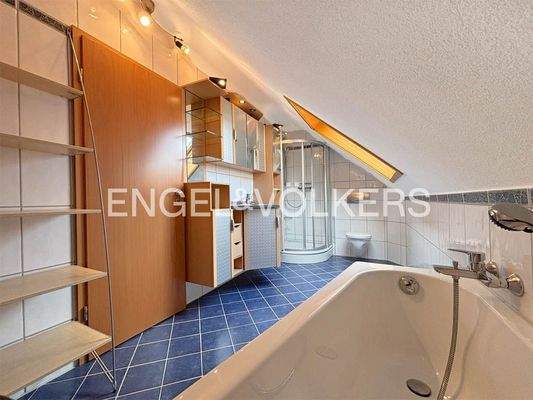 OG: Tageslichtbad Dusche&amp;Wanne