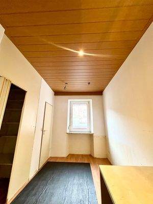 hinterer Raum/Lagerfläche