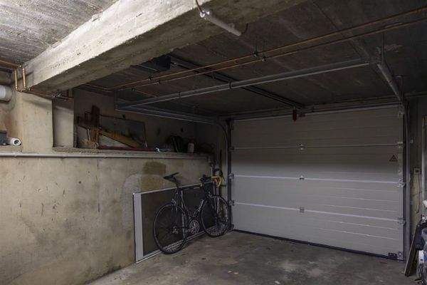 Garage im Keller