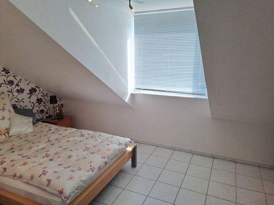 wohnlich ausgebauter Dachboden I