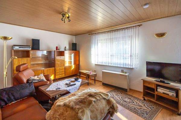 EG Großes Wohnzimmer Ansicht 1