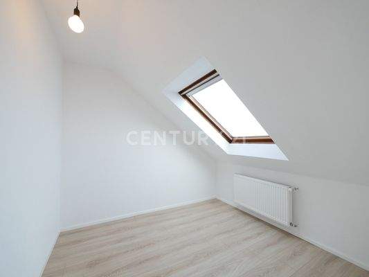 Halbes Zimmer angrenzend an Wohnbereich