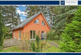 Gartenansicht mit Terrasse