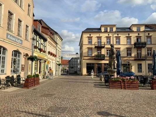 Fußläufig zum Roland am Großen Markt