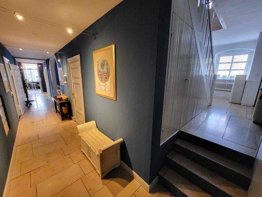 EG: Flur/Treppenaufgang