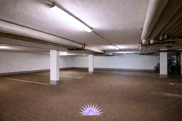 Tiefgaragenplatz