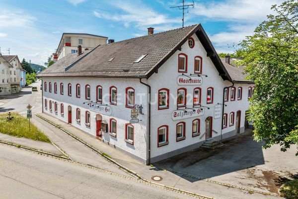 Außenansicht Bahnhofstr. 6+8, Nord-West