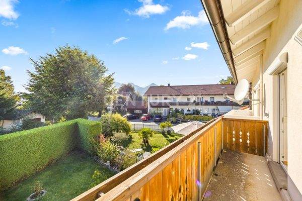 Balkon mit Bergblick