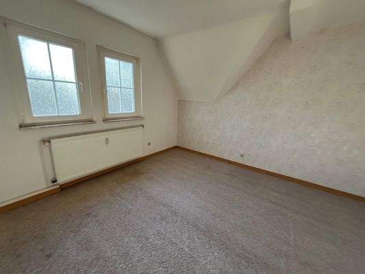 004020156800_302_358_14102025054031555