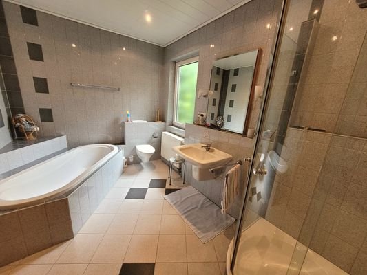 Badezimmer 1 OG