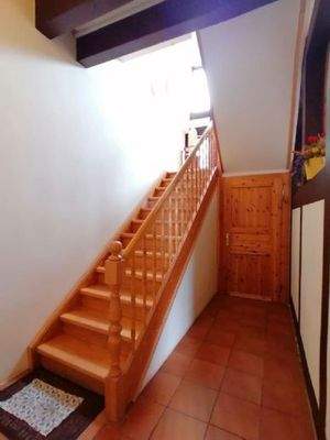 Treppenaufgang EG zum 1. OG links