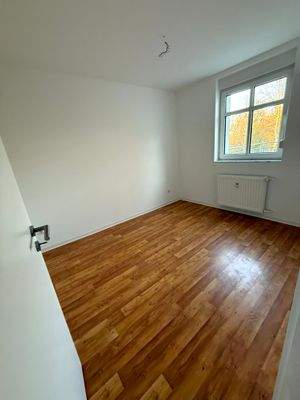 Schlaf-/ Kinderzimmer